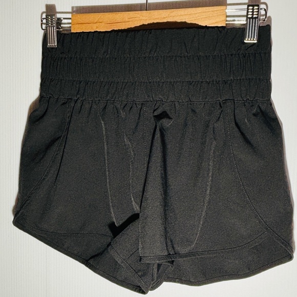 Pants - Black Women's Shorts